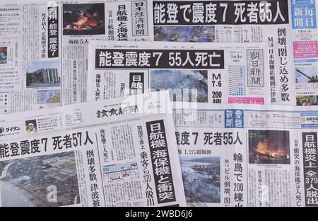 Japanische Zeitungen vom 3. Januar 2024, die das Erdquakeand der Noto-Halbinsel 2024 und die Kollision der Landebahn des Haneda Airport 2024 berichteten, wurden am 10. Januar 2024 in Tokio gesehen. Am 1. Januar 2024 um 16:10 JST ereignete sich das Erdbeben mit einer geschätzten Stärke von 7,6 auf der Halbinsel Noto in der Präfektur Ishikawa in Japan. Am 2. Januar 2024 kam es zu einer Kollision zwischen einem Airbus A350, der den Flug 516 der Japan Airlines durchführte, und einem de Havilland Canada Dash 8, der von der Japan Coast Guard am Haneda Airport in Tokio betrieben wurde. Quelle: Shingo Tosha/AFLO/Alamy Live News Stockfoto