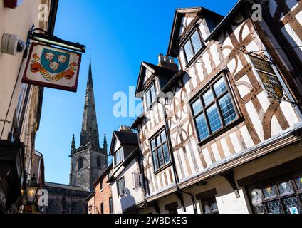 Prince Rupert Hotel und St. Alkmund's Church in der Church Street, Shrewsbury, Shropshire. Stockfoto