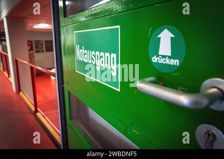 Berlin Reinickendorf nichts los im Bürgeramt Reinickendorf / Märkisches Viertel - 10.01.2024 Berlin *** Berlin Reinickendorf nichts los im Bürgeramt Reinickendorf Märkisches Viertel 10 01 2024 Berlin Stockfoto