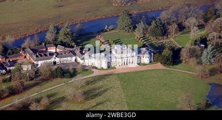 Aus der Vogelperspektive der Shugborough Hall in Staffordshire. Dies stammt aus dem Jahr 1500 und verletzt weder den National Trust noch das Urheberrecht anderer Personen. Stockfoto