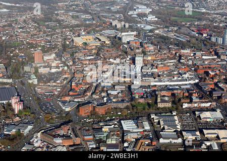 Aus der Vogelperspektive auf das Stadtzentrum von Wolverhampton aus dem Süden im Norden, Großbritannien Stockfoto