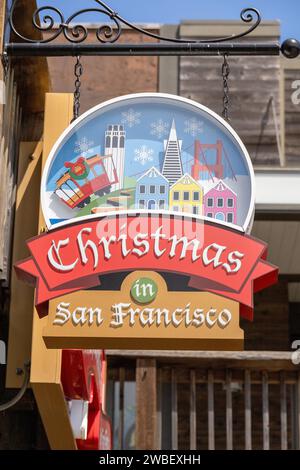 Christmas In San Francisco Shop Store Sign Pier 39 San Francisco, 24. Juni 2023 Stockfoto