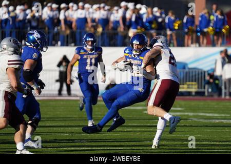 Frisco, Usa. Januar 2024. Frisco, Texas, Vereinigte Staaten: South Dakota State Running Back Isaiah Davis in Aktion während des NCAA Division I FCS Football Championship Games 2024 zwischen den Montana Grizzlies und den South Dakota State Jackrabbits, die am Sonntag, den 7. Januar 2024 in Frisco, USA, im Toyota Stadium ausgetragen wurden. (Foto: Javier Vicencio/Eyepix Group/SIPA USA) Credit: SIPA USA/Alamy Live News Stockfoto