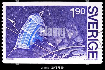 MOSKAU, RUSSLAND - 17. DEZEMBER 2023: In Schweden gedruckte Briefmarke zeigt das Viking Satellite Project, Serie, um 1984 Stockfoto