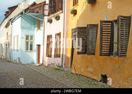 Alte Häuser in Sighisoara, Mures County, Siebenbürgen, Rumänien Stockfoto