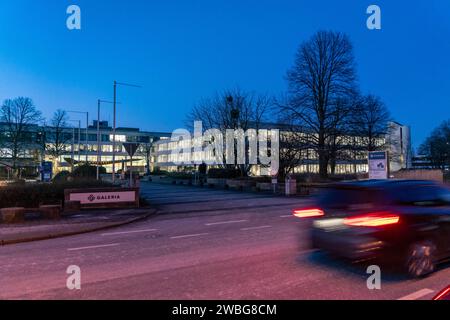 Firmensitz der Galeria Warenhausgruppe in Essen-Bredeney, Theodor-Althoff-Straße, NRW, Deutschland, Stockfoto