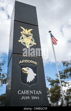 Kriegsdenkmal für die 101. Luftlande in der Purple Heart Lane, Carentan France Normandie. august 2023. Stockfoto