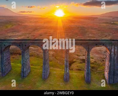 Ribblehead at Sunset, North Yorkshire. Januar 2024. Stockfoto