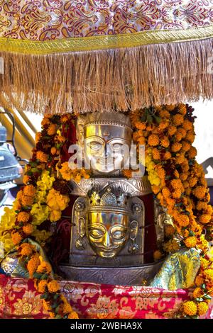 Lokale Götter, Lokale Devtas, Lokale Gottheiten, Mega Festival, Dussehra Festivals, Dhalpur Ground, Kullu, Kulu, Himachal Pradesh, Indien, Asien, indische Festivals Stockfoto