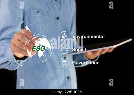 ESG, Environmental, Social and Governance Sustainable Industry of Business Global Warming Reduction Concept on Green background Stockfoto