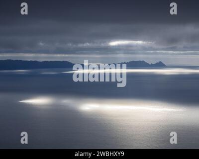 Ein stimmungsvoller, atmosphärischer Schuss vor der Südküste Madeiras, Portugal. Stockfoto