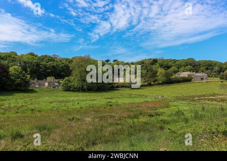 Penrose House und The Stables Café, Anlage auf dem National Trust Penrose Estate in der Nähe von Loe Bar, in der Nähe von Helston, Cornwall, England, Großbritannien Stockfoto