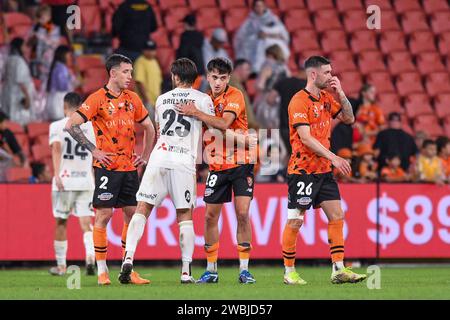 Die Spieler schütteln nach dem Spiel die Hand in Runde 6 des A-League-Herrenfußballs, Brisbane Roar gegen Western Sydney Wanderers, Suncorp Stadium, Brisbane, Queensl Stockfoto