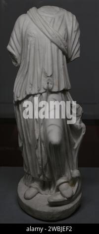 Kleine Statue von Tyche/Fortuna. 1. Jahrhundert n. Chr. Von Quinta das Antas. Tavira, Bezirk Faro, Portugal. Nationalmuseum Für Archäologie. Lissabon, Portugal. Stockfoto