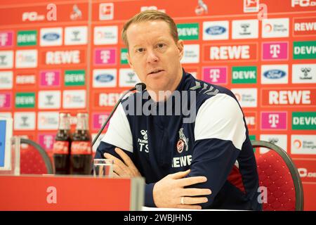 Köln, Deutschland. Januar 2024. Timo Schultz (1.FC K?ln, Cheftrainer) Pressekonferenz 1. FC K?ln; 11.01.2023 Credit: dpa/Alamy Live News Stockfoto