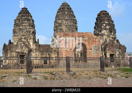 Lopburi Stadt, Phra Prang Sam Yot ein Kmer Tempel (13. Jahrhundert). Thailand. Stockfoto