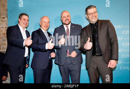 Heiko Melzer Vors. CDU Spandau, Kai Wegner, Frank Bewig Bezirksbügermeister, Arndt Meißner Fraktionsvors. Spandau beim Neujahrsempfang der CDU spandau in der Zitadelle Spandau. *** Heiko Melzer Vorsitzender CDU Spandau , Kai Wegner, Frank Bewig Bezirksbürgermeister , Arndt Meißner Fraktionsvorsitzender Spandau beim Neujahrsempfang der CDU Spandau in der Zitadelle Spandau Stockfoto