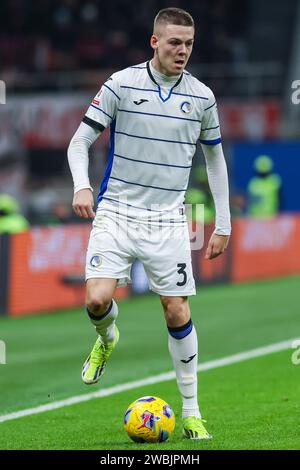 Mailand, Italien. Januar 2024. Emil Holm aus Atalanta BC wurde 2023/24 beim Fußballspiel Coppa Italia zwischen AC Milan und Atalanta BC im San Siro Stadium in Aktion gesehen. ENDERGEBNIS : Mailand 1 | 2 Atalanta Credit: SOPA Images Limited/Alamy Live News Stockfoto