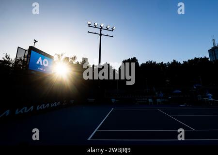 Melbourne, Victoria, Australien. Januar 2024. MELBOURNE, AUSTRALIEN - 11. JANUAR: Atmosphäre vor den Australian Open 2024 im Melbourne Park am 11. Januar 2024 in Melbourne, Australien. (Kreditbild: © Chris Putnam/ZUMA Press Wire) NUR REDAKTIONELLE VERWENDUNG! Nicht für kommerzielle ZWECKE! Stockfoto