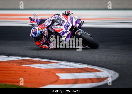 Spanischer MotoGP Rider Nr. 89 trainierte Jorge Martin beim Test 2024 auf dem Ducati des Prima Pramac Racing Teams auf der Rennstrecke Valencia, Spanien Stockfoto