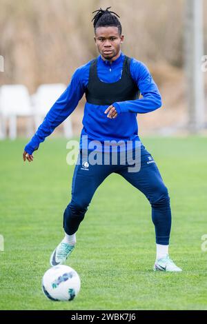 Oliva, Spanien. Januar 2024. Gent's Gift Emmanuel Orban in Aktion während des Wintertrainings der belgischen Fußballmannschaft KAA Gent in Oliva, Spanien, am Donnerstag, den 11. Januar 2024. BELGA FOTO JASPER JACOBS Credit: Belga News Agency/Alamy Live News Stockfoto