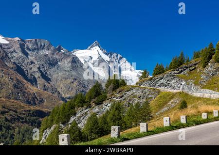 Blick auf den Großglockner, 3798 m, Großglockner Hochalpenstraße, Nationalpark hohe Tauern, Österreich, Europa Stockfoto