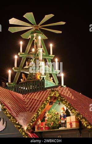 Weihnachtsmarkt am Leipziger Marktplatz, Stockfoto