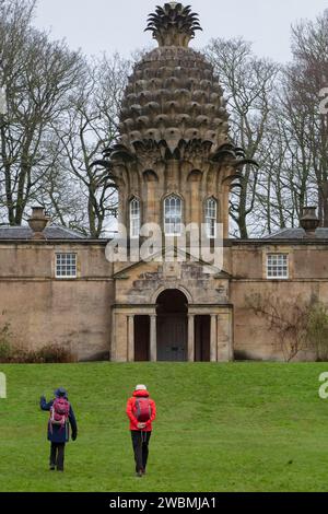 Eine Wanderung rund um das Dunmore Park Estate und dann entlang des neuen Küstenwegs von Dunmore nach South Alloa. Stockfoto