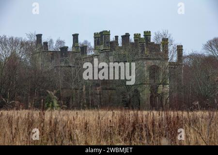 Eine Wanderung rund um das Dunmore Park Estate und dann entlang des neuen Küstenwegs von Dunmore nach South Alloa. Stockfoto