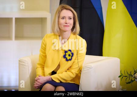 Tallinn, Estland. Januar 2024. Estlands Premierminister Kaja Kallas während eines bilateralen Treffens mit dem ukrainischen Präsidenten Wolodymyr Zelenskyj am 11. Januar 2024 in Tallinn, Estland. Kredit: Ukrainischer Ratsvorsitz/Pressestelle Des Ukrainischen Präsidenten/Alamy Live News Stockfoto