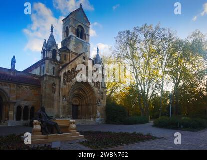 Innenhof des Schlosses Vajdahunyad in Budapest Stockfoto