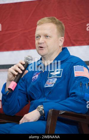 Die STS-133-Crew-Rückkehrzeremonie zum Ellington Field. Foto: 10. März 2011. Lage: Ellington Field - Hangar 276. Stockfoto