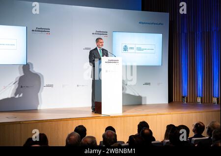 Madrid, Spanien. Januar 2024. Der spanische König Felipe VI. Sprach während der Abschlusszeremonie der spanischen Botschafterkonferenz am Hauptsitz des Außenministeriums in Madrid. Quelle: SOPA Images Limited/Alamy Live News Stockfoto