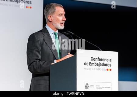 Madrid, Spanien. Januar 2024. Der spanische König Felipe VI. Sprach während der Abschlusszeremonie der spanischen Botschafterkonferenz am Hauptsitz des Außenministeriums in Madrid. Quelle: SOPA Images Limited/Alamy Live News Stockfoto