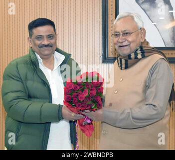 Patna, Indien. Januar 2024. PATNA, INDIEN - 11. JANUAR: Bihar IPRD-Minister Sanjay JI traf am 11. Januar 2024 in Patna, Indien, mit Nitish Kumar, Ministerpräsident von Bihar, Anne Marg, zusammen. (Foto: Santosh Kumar/Hindustan Times/SIPA USA) Credit: SIPA USA/Alamy Live News Stockfoto