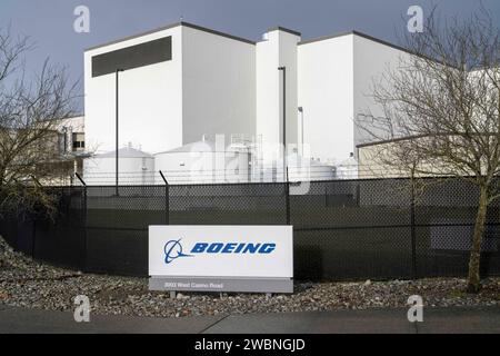 Everett, Washington, USA. Januar 2024. Ein Blick auf Boeing-Einrichtungen in der Nähe von Paine Field in Everett, Washington, USA, am Donnerstag, 11. Januar, 2024. nach einem Vorfall mit einem Flugzeug der Boeing 737 Max 9 vor fast einer Woche hat die FAA heute eine Untersuchung des Unternehmens und seiner Sicherheitspraktiken angekündigt. (Kreditbild: © Scott Brauer/ZUMA Press Wire) NUR REDAKTIONELLE VERWENDUNG! Nicht für kommerzielle ZWECKE! Stockfoto