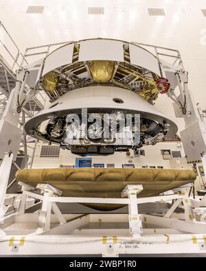 Mars 2020 Raumschiff Perseverance gestapelt in der Payload Hazardous Service Facility (PHSF). Stockfoto