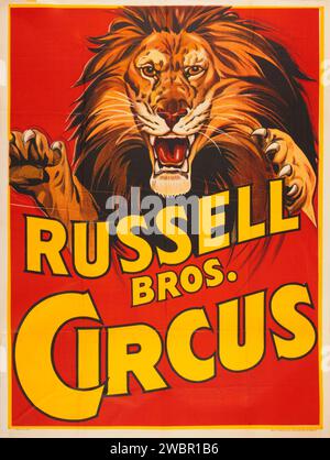 Vintage Circus Poster (Russell Brothers, 1938) mit einem brüllenden Löwen Stockfoto