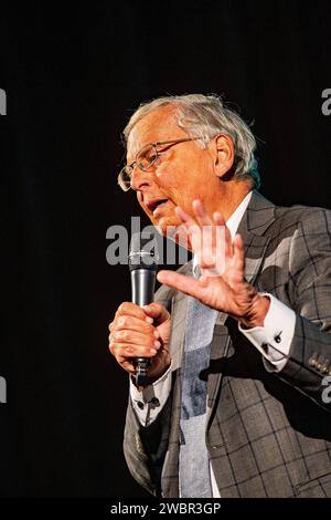 Pössneck , 110124 , Wahlkampf Landrat Chrsitian Herrgott CDU mit Wolfgang Bosbach im Bild: Wolfgang Bosbach *** Pössneck , 110124 , Wahlkampf Landrat Chrsitian Herrgott CDU mit Wolfgang Bosbach im Bild Wolfgang Bosbach Stockfoto