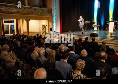 Pössneck , 110124 , Wahlkampf Landrat Chrsitian Herrgott CDU mit Wolfgang Bosbach im Bild: Wolfgang Bosbach *** Pössneck , 110124 , Wahlkampf Landrat Chrsitian Herrgott CDU mit Wolfgang Bosbach im Bild Wolfgang Bosbach Stockfoto