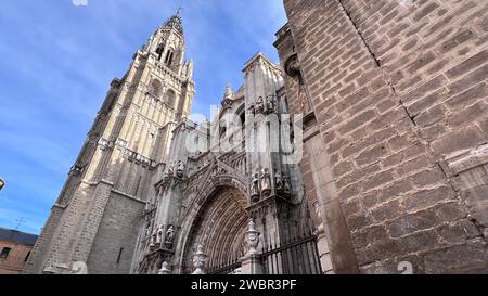 Fassade der Kathedrale von Toledo Stockfoto