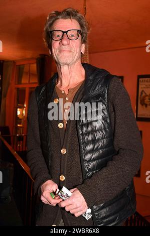 Michael von Au bei der Premiere des Theaterstücks Herz und Niere in der Komödie im Bayerischen Hof. München, 11.01.2024 *** Michael von Au bei der Uraufführung des Stücks Herz und Niere auf der Komödie im Bayerischen Hof München, 11 01 2024 Foto:XB.xInsingerx/xFuturexImagex niere 4133 Stockfoto