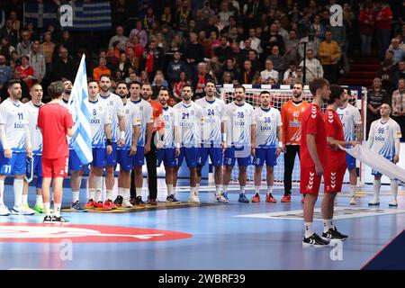 Olympiahalle München, München Donnerstag, 11. Januar 2024 VORRUNDE DER MÄNNER EHF EURO 2024 – GRUPPE F Portugal – Griechenland v.l., Besetzung Griechenland Stockfoto