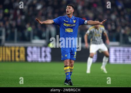 Turin, Italien. Januar 2024. Luca Mazzitelli von Frosinone Calcio Gesten während des Fußballspiels Coppa Italia zwischen Juventus FC und Frosinone Calcio im Allianz Stadium am 11. Januar 2024 in Turin Credit: Marco Canoniero/Alamy Live News Stockfoto