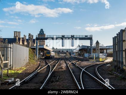 Bahnhof Lincoln vom High Street Level Crossing, High Street, Lincoln City, Lincolnshire, England, UK Stockfoto