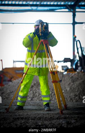 Bodenarbeiten, Baustelle, Bau, Bagger, Kipplaster Stockfoto