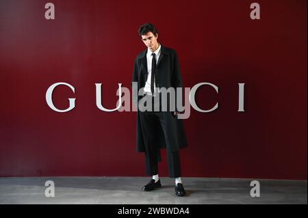 Mailand, Italien. Januar 2024. Mailand, Herrenmode, Herbst Winter 2024-2025. Gucci Ankunft im Bild: Tamino Credit: Unabhängige Fotoagentur/Alamy Live News Stockfoto