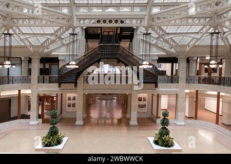 Chicago, IL, USA, 27. September 2023; Inneres des historischen Büros Rookery Building in der South LaSalle Street, das älteste Hochhaus in Chicago Stockfoto