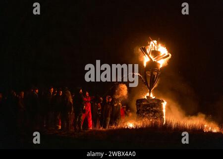 11. Januar 2024, Burghead, Moray, Schottland. Dies ist das Brandfest der Clavie, ein Feuerfest, das nur Burghead kennt und das neue Jahr begrüßt. Die Bedeutung Stockfoto