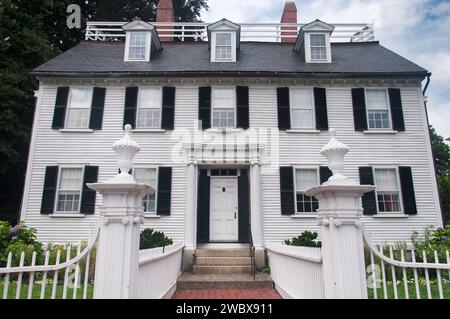 Das Äußere des historischen Wahrzeichens ist ein Herrenhaus und Museum in Salem Massachusetts. Stockfoto